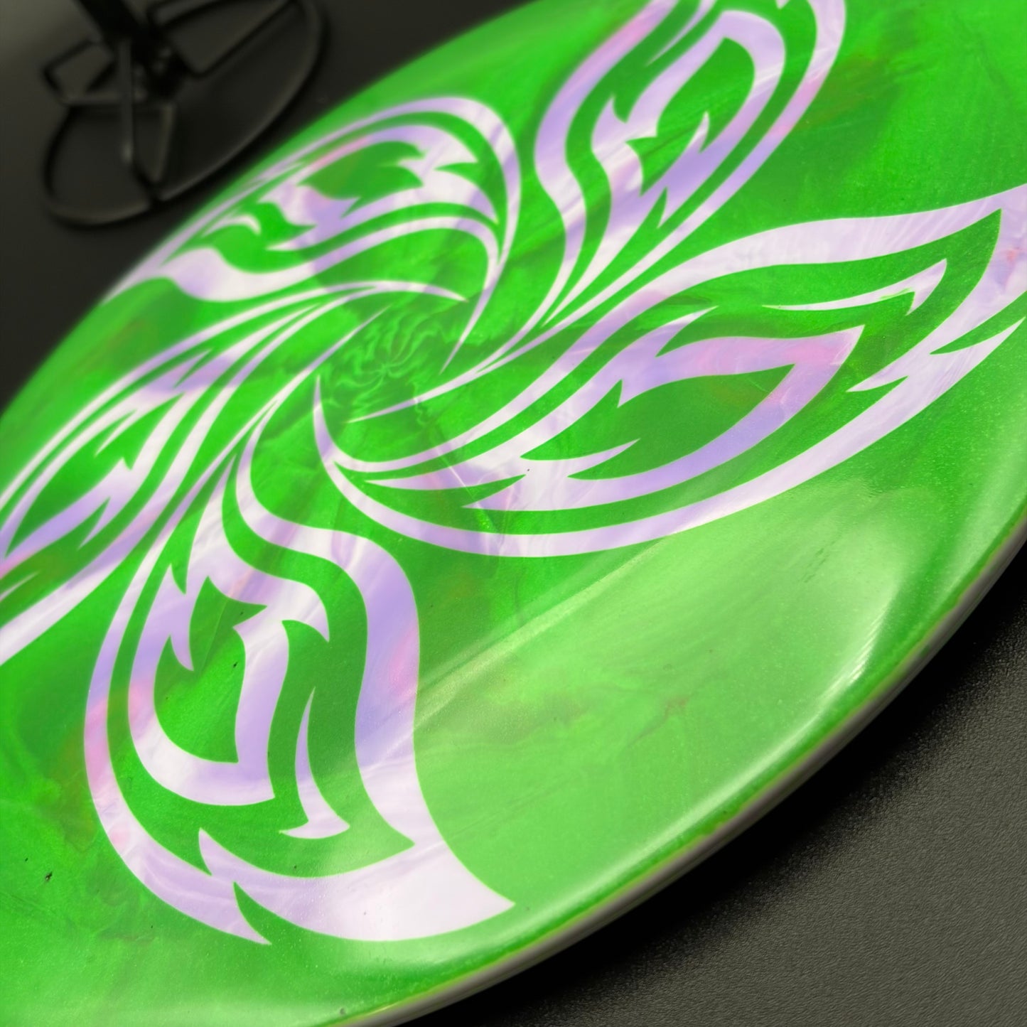 Lore | Discraft PMP x PP Collab Colorshift Swirl ESP Anax | Purple Lines/Green Holo | 173g