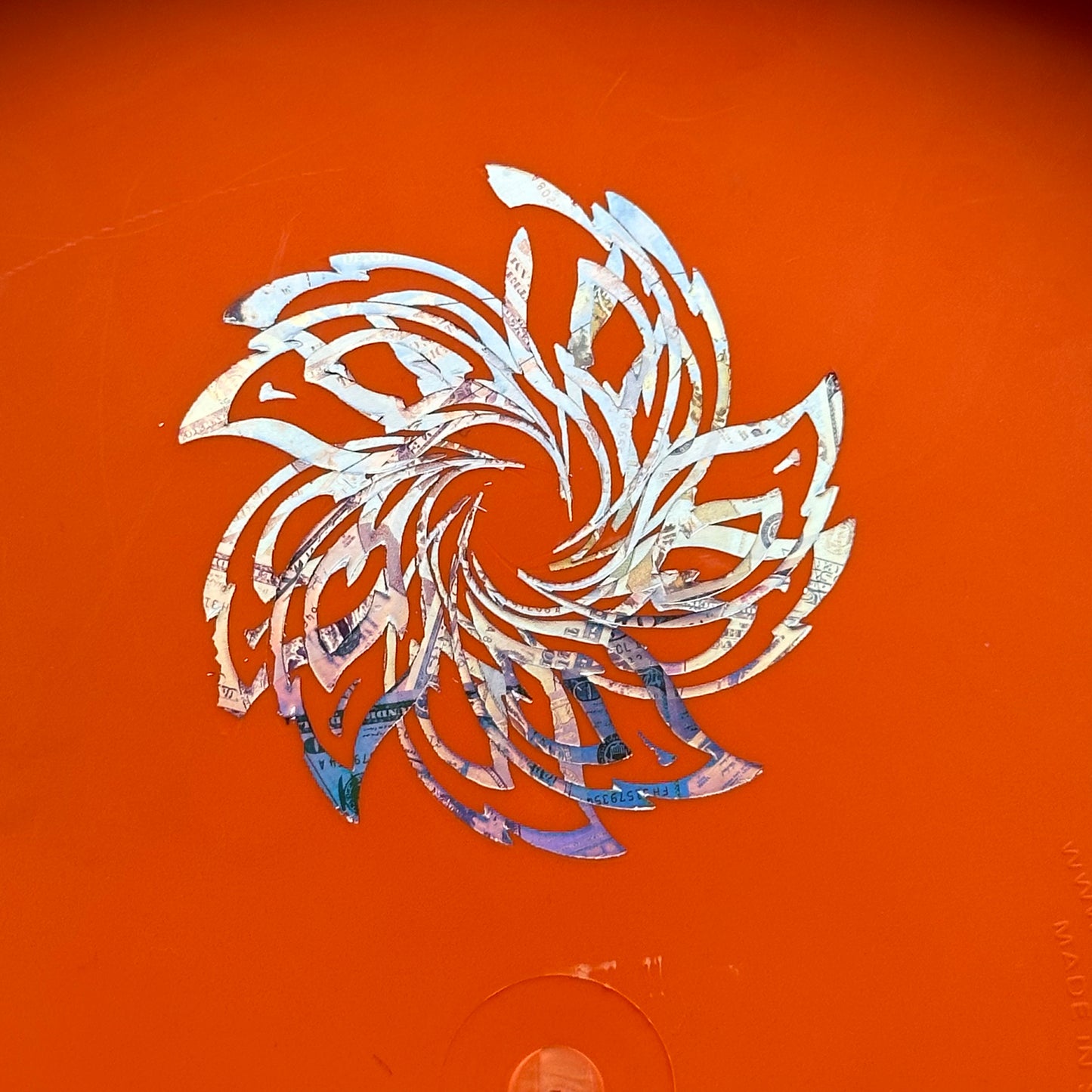 Lore | Dynamic Discs Classic Warden | Fuchsia/Money | 173g