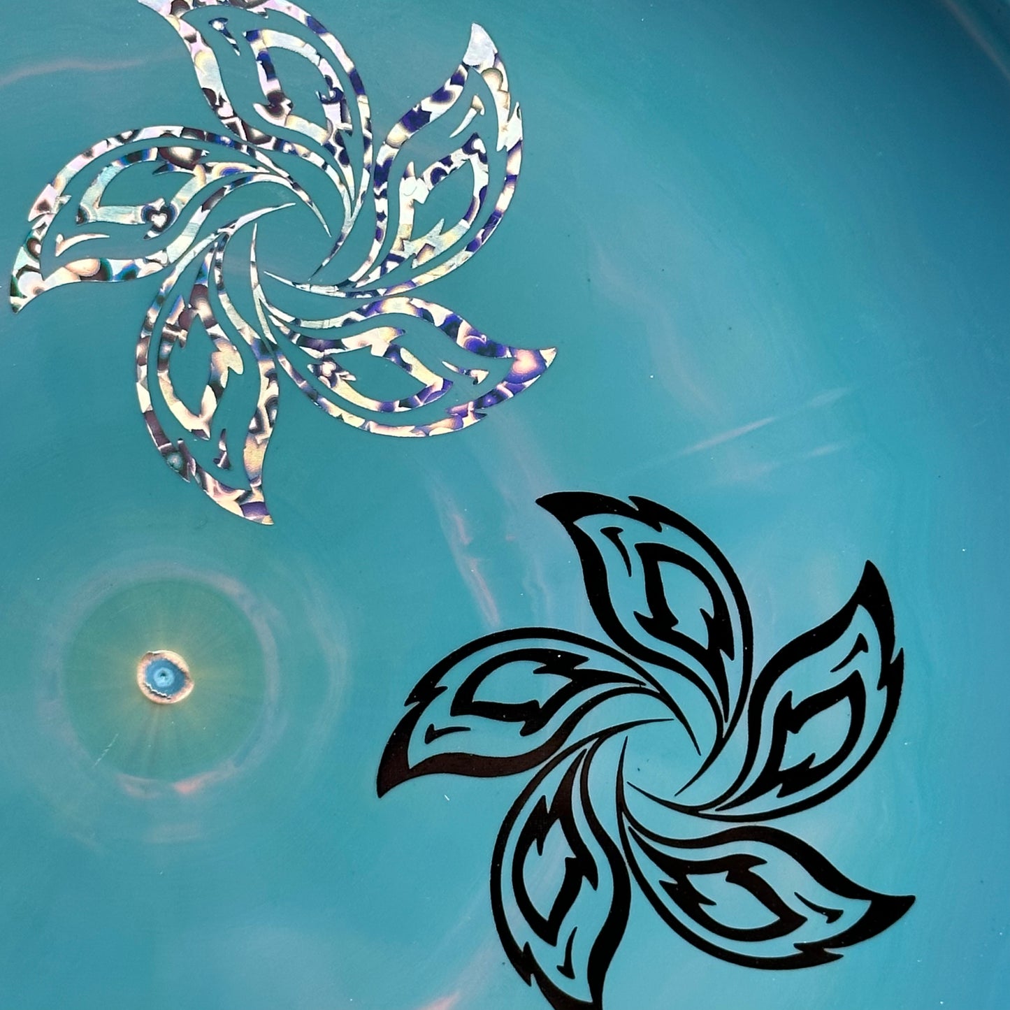 Lore | Discraft Paul McBeth 6x Claw ESP Luna | Confetti/Matte Blue | 174g