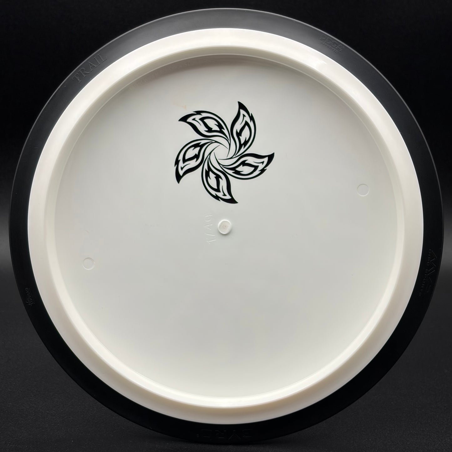 Lore | MVP James Conrad Neutron Trail | Black/Black Hidden Stars | 174g