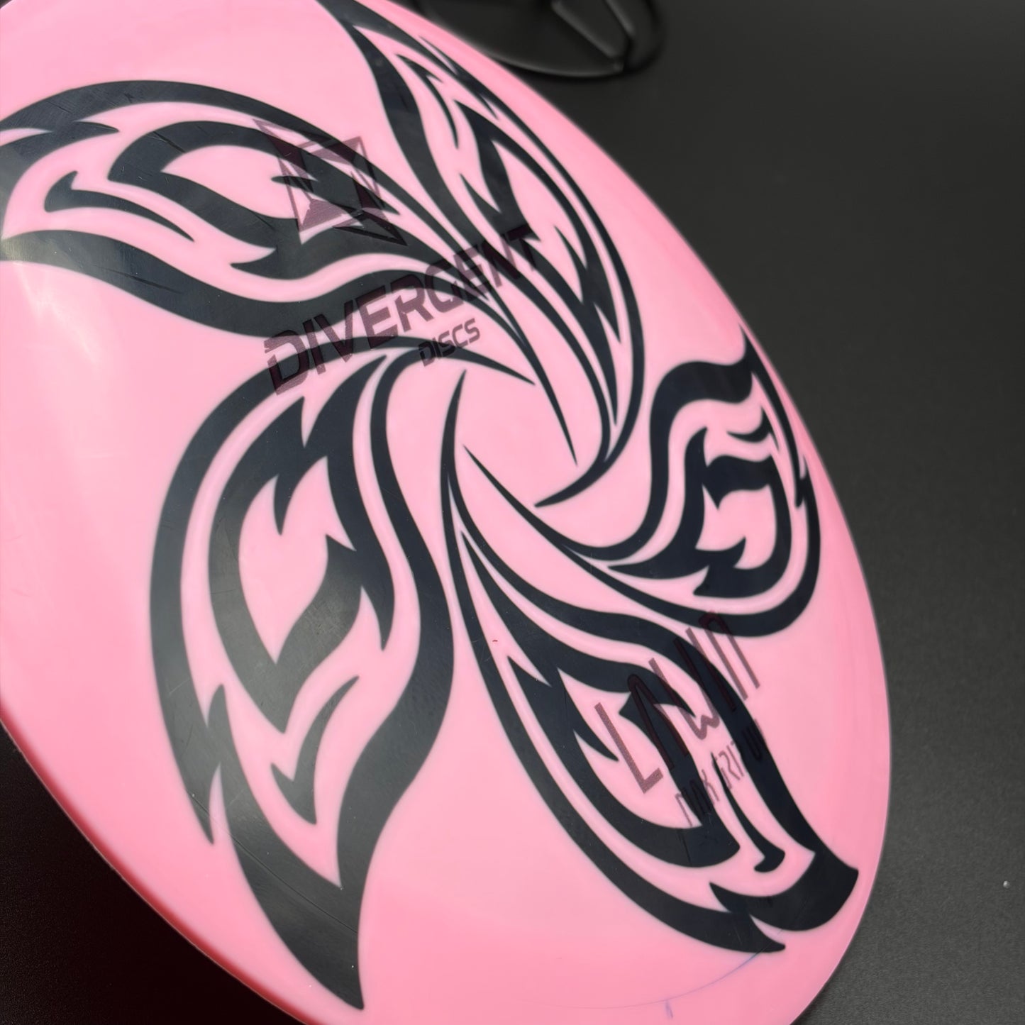 folkLore | Divergent Discs Max Grip UV Lawin | Black/Black Hidden Stars | 165g