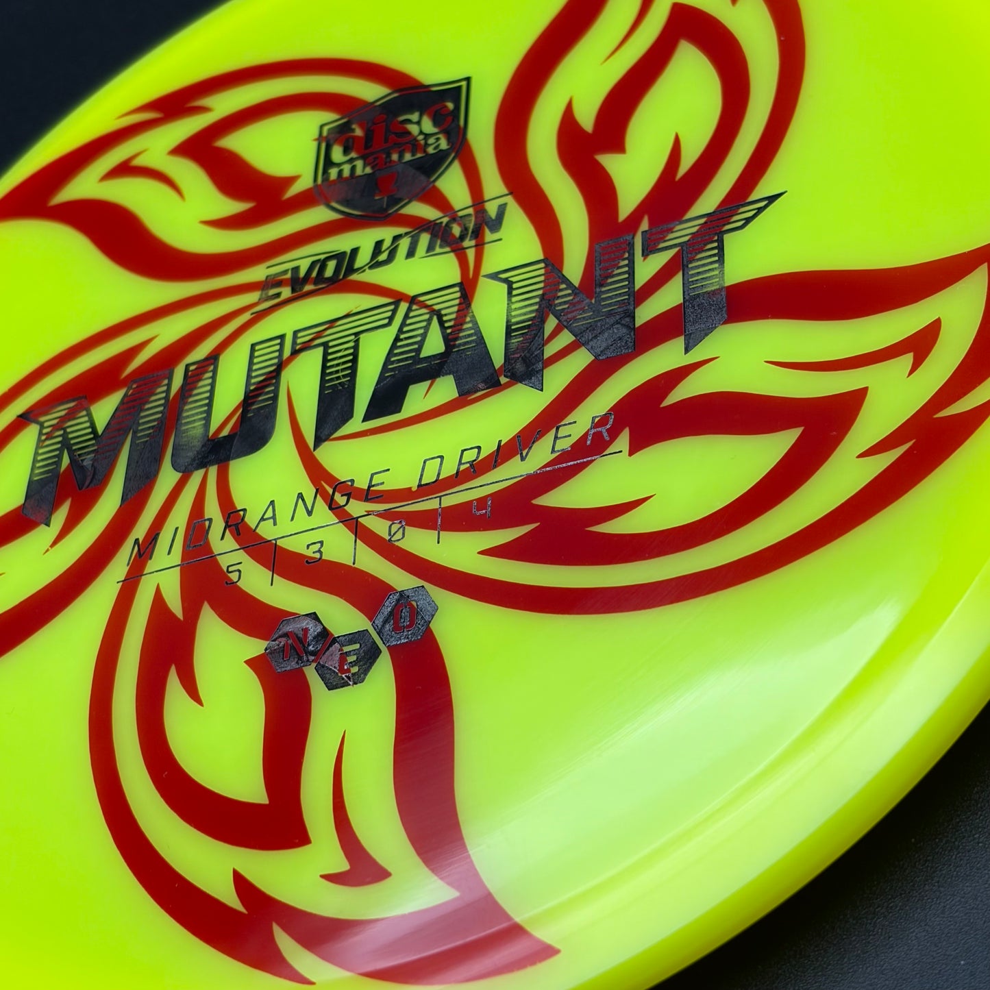 Lore | Discmania NEO Mutant | Black/Holo Ghost | 175g