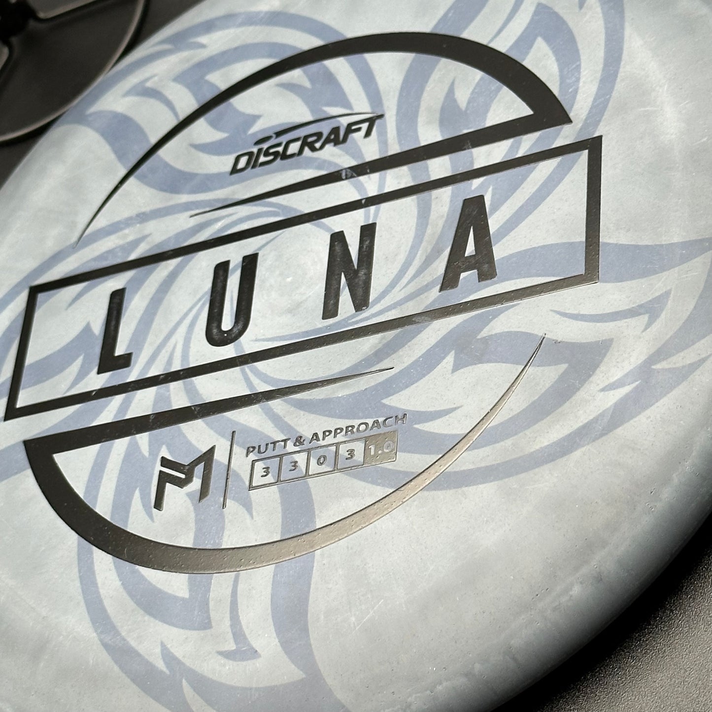 Lore | Discraft Paul McBeth Special Blend Luna | Black/Black/Blue Shatter | 173g