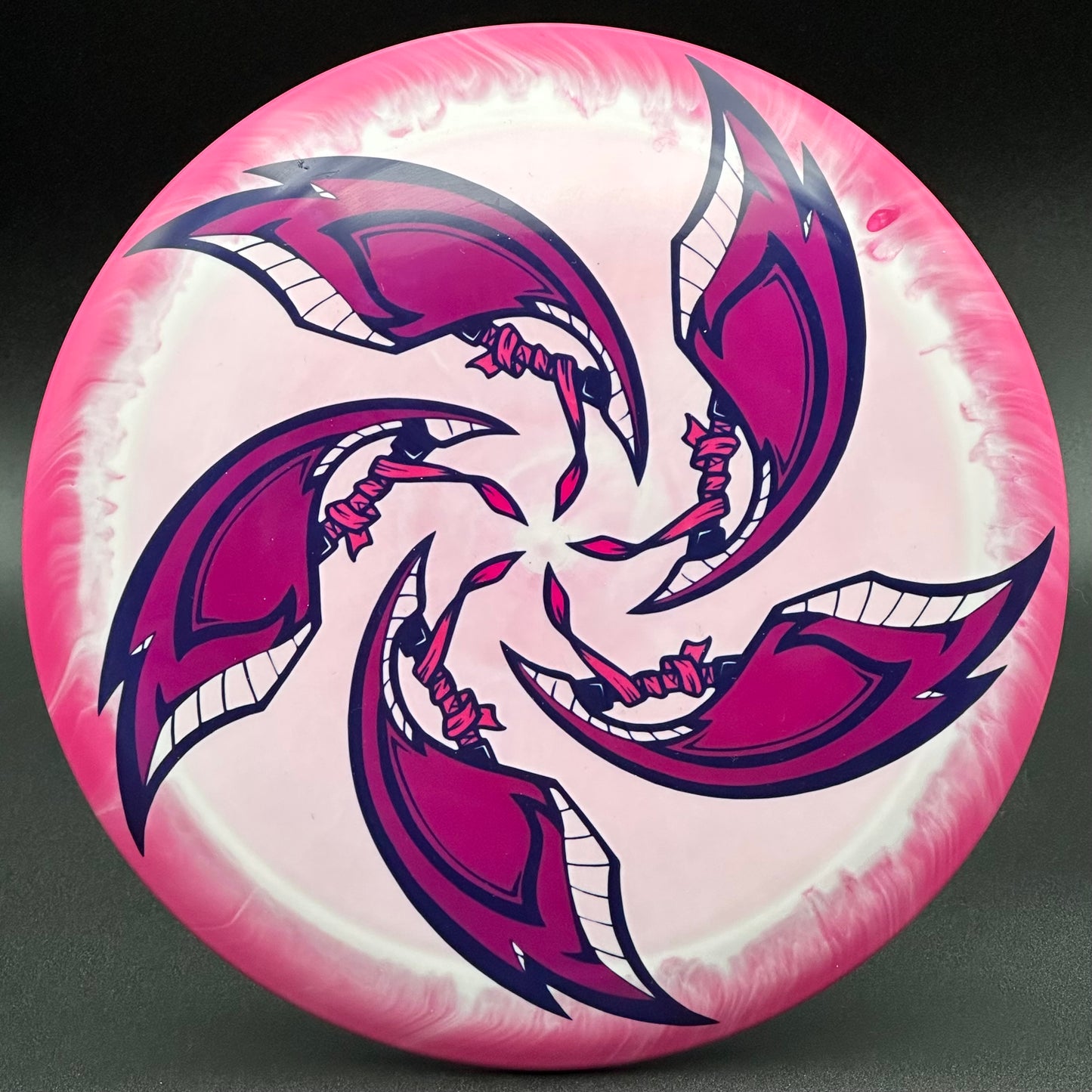 Lore Blades | Discmania Eagle McMahon Creator Series Horizon Cloud Breaker | Wiped/Purple Holo | 175g