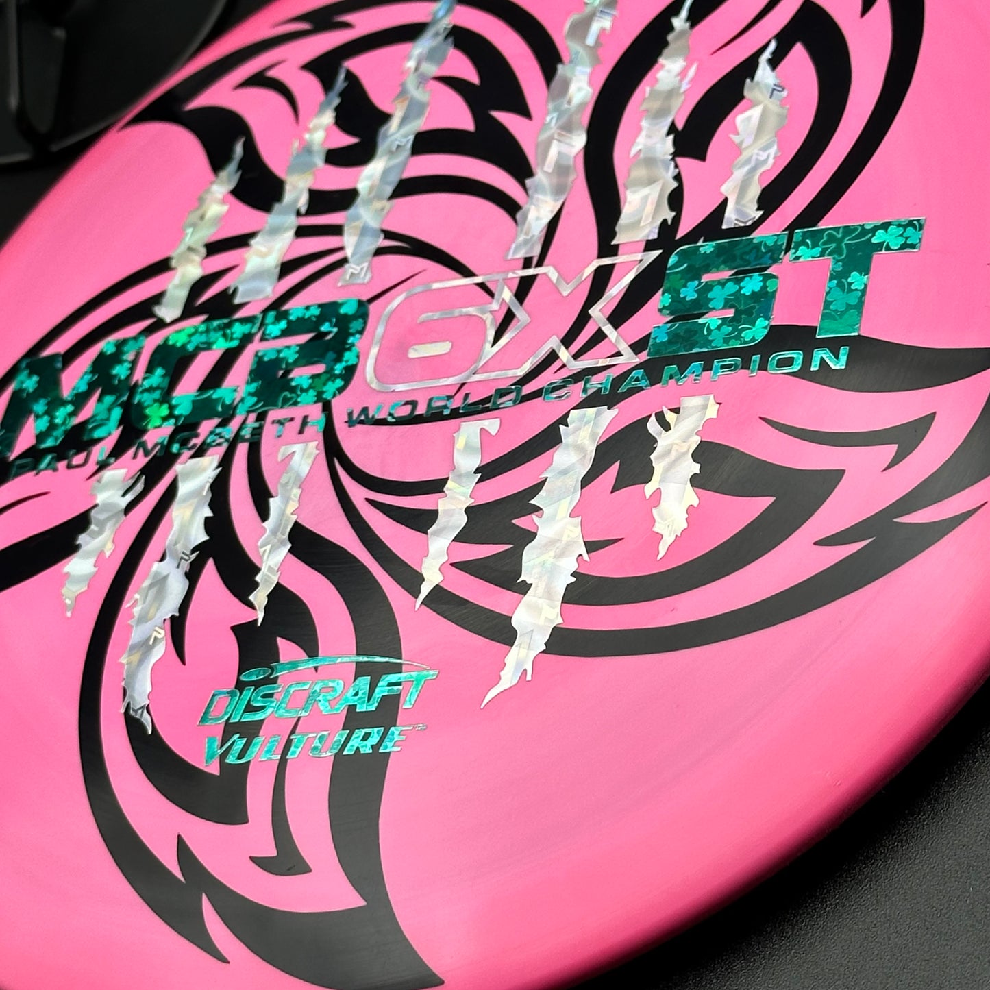 Lore | Discraft Paul McBeth 6x Claw ESP Vulture | Holo McBeth/Clovers | 173g