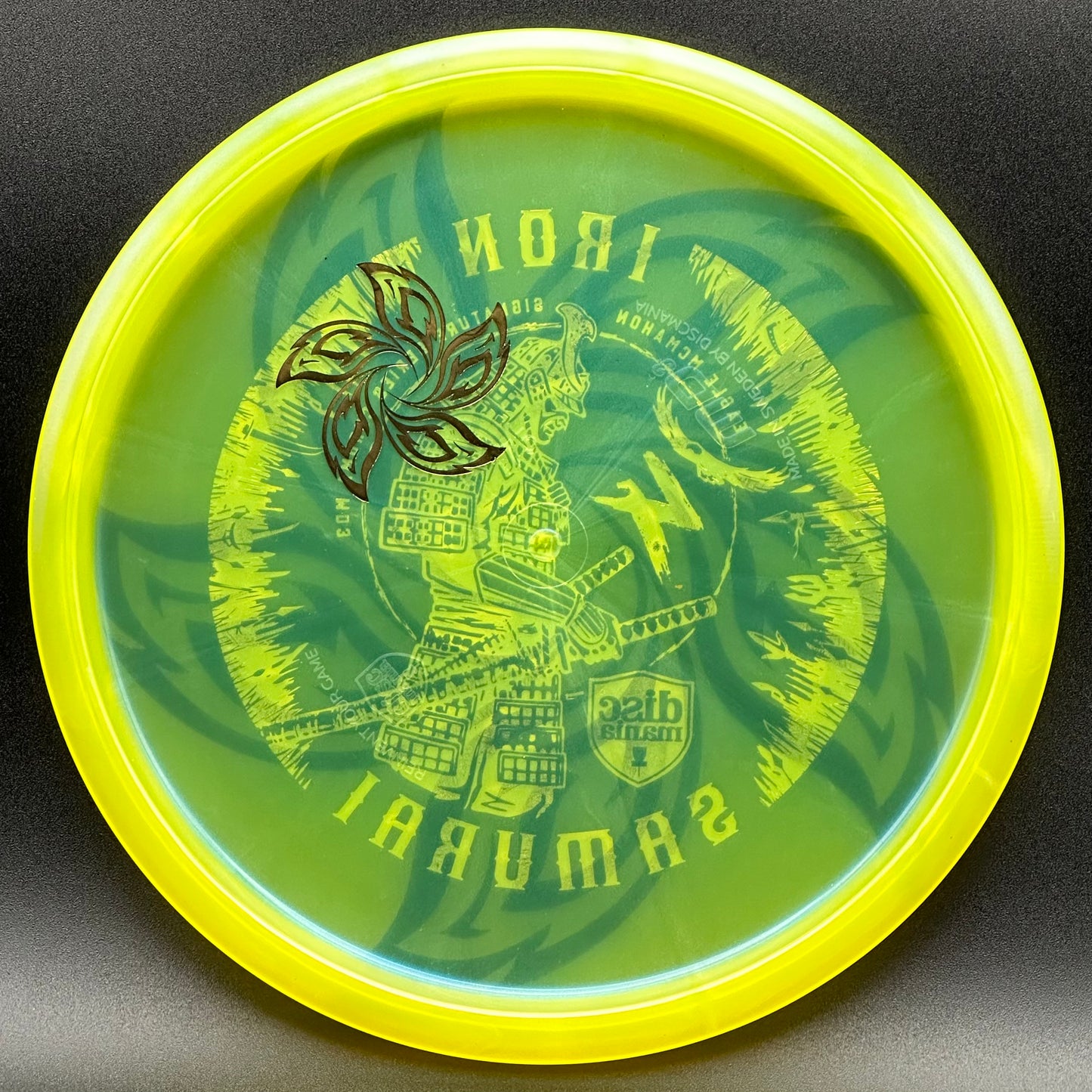 Lore | Discmania Eagle McMahon Signature Series Iron Samurai 4 Chroma MD3 | Gold/Gold | 176g