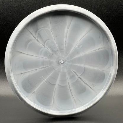 LORE | Discmania Eagle McMahon Signature Series Razor Claw 2 Vapor Lux Tactic | Purple Stamp | 176g