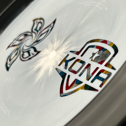 LORE | Dynamic Discs 2022 Kona Panis Tour Series Orbit Escape | Black/Wonderbread Stamp | 176g #2